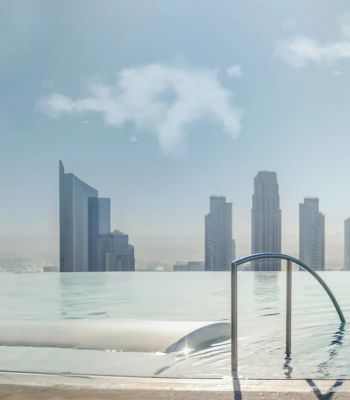 6-toc-Address-Sky-View
