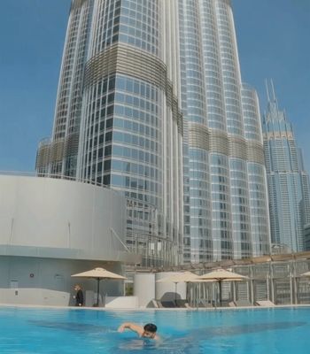 8-toc-The-Burj-Club