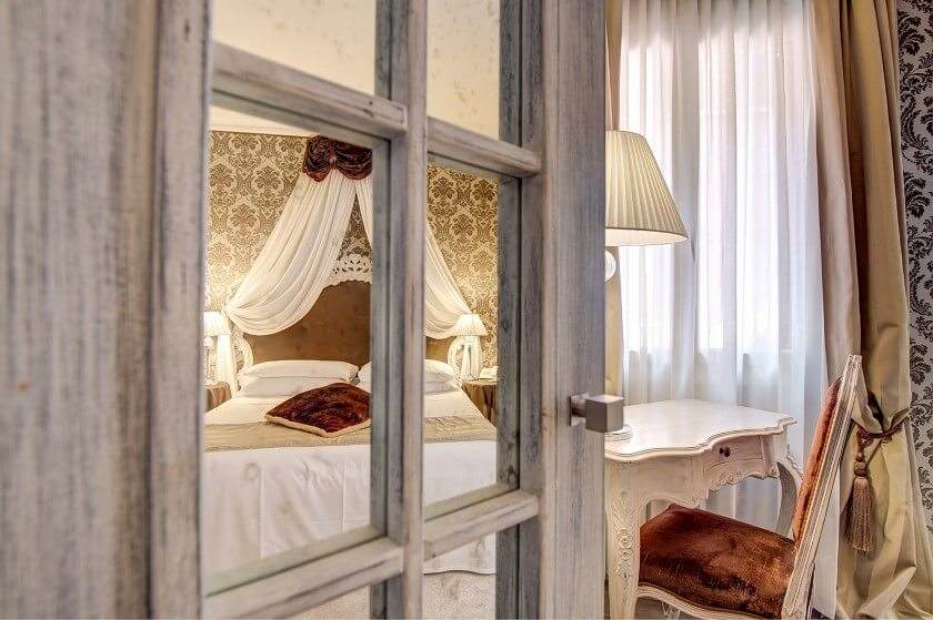 A Residence Suite Of The Hotel Antiche Figure, Heritage Hotel In Europe